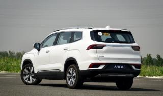吉利豪越suv 吉利豪越suv